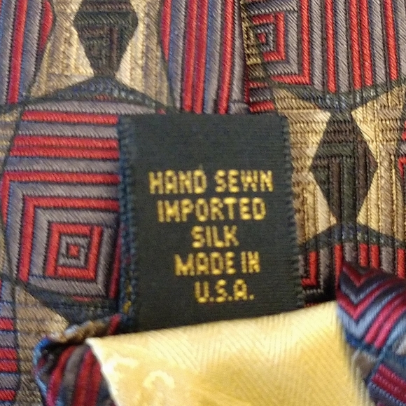 Robert Talbott handsewn Geometric Best of Class Neck Tie - Picture 5 of 8